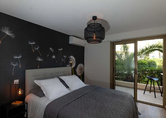 Somptueux 20m Plages Avec Vue Διαμέρισμα *