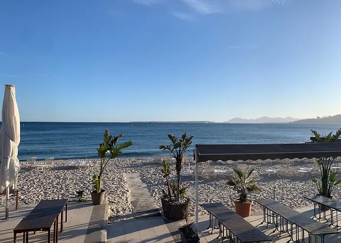 Διαμέρισμα Somptueux 20m Plages Avec Vue Αντίμπ